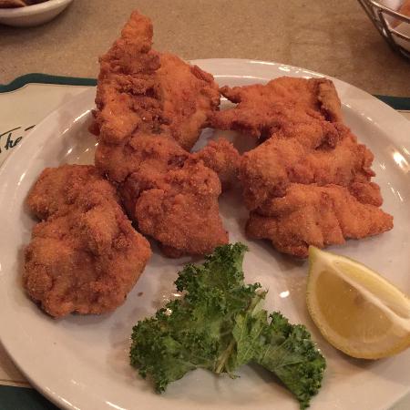 The Bright Star signature dishes Fried Snapper Throats
Greek Style Beef Tenderloin
Crab Claws
